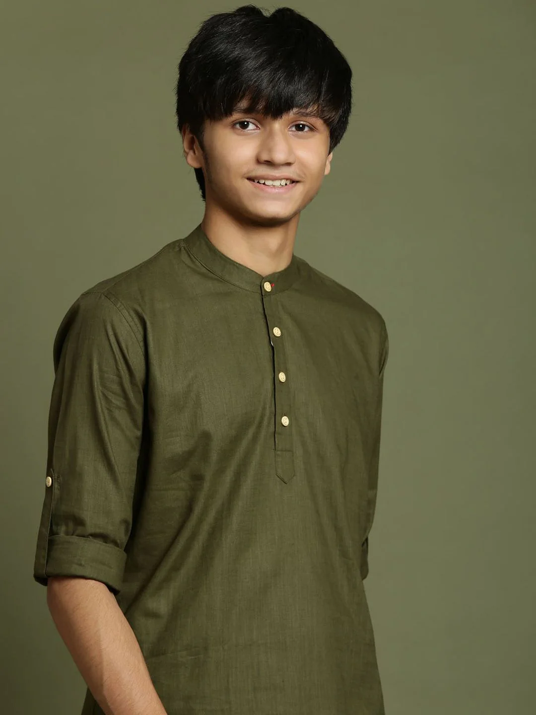 VASTRAMAY Boys Band Collar Roll-Up Sleeves Cotton Kurta - Image 2