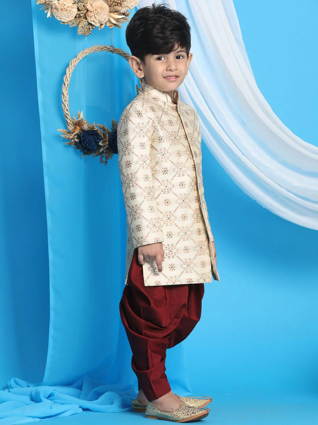 VASTRAMAY Boys Beige & Maroon Printed Slim Fit Sherwani Set - Image 4