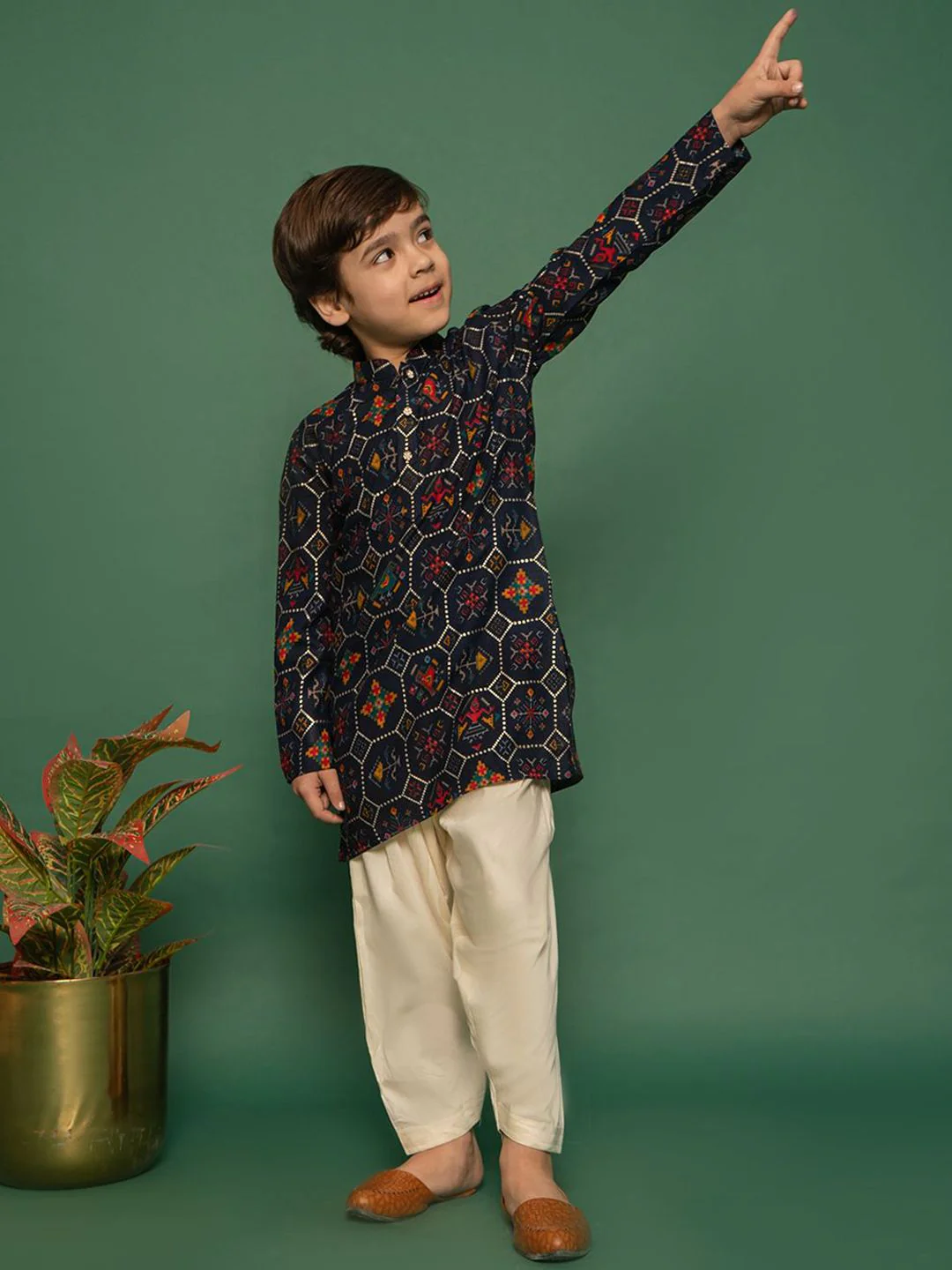 VASTRAMAY Boys Floral Printed Regular Kurta with Patiala - Image 4