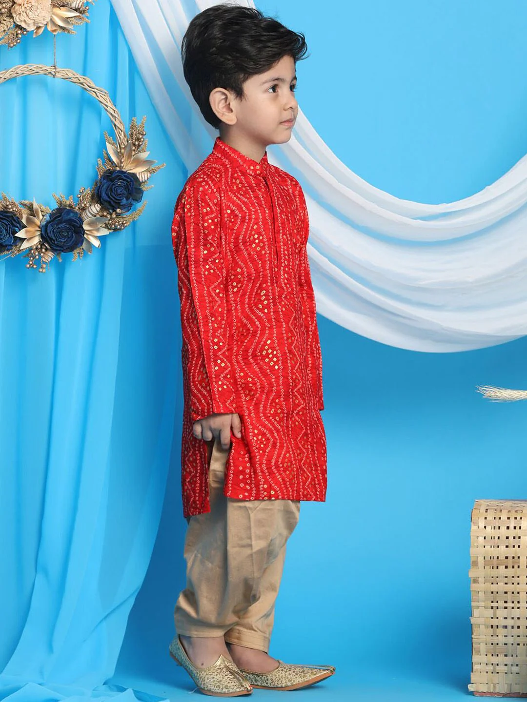 VASTRAMAY Boys Mandrain Collar Bandhani Printed Regular Kurta With Patiala - Image 5