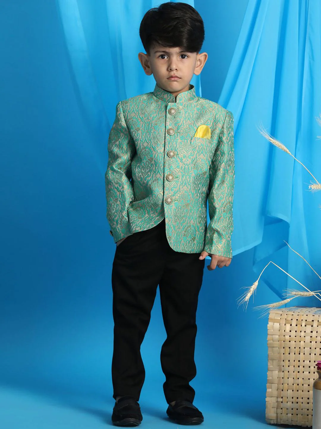 VASTRAMAY Boys Self-Designed Single Breasted Bandhgala Blazer - Image 2
