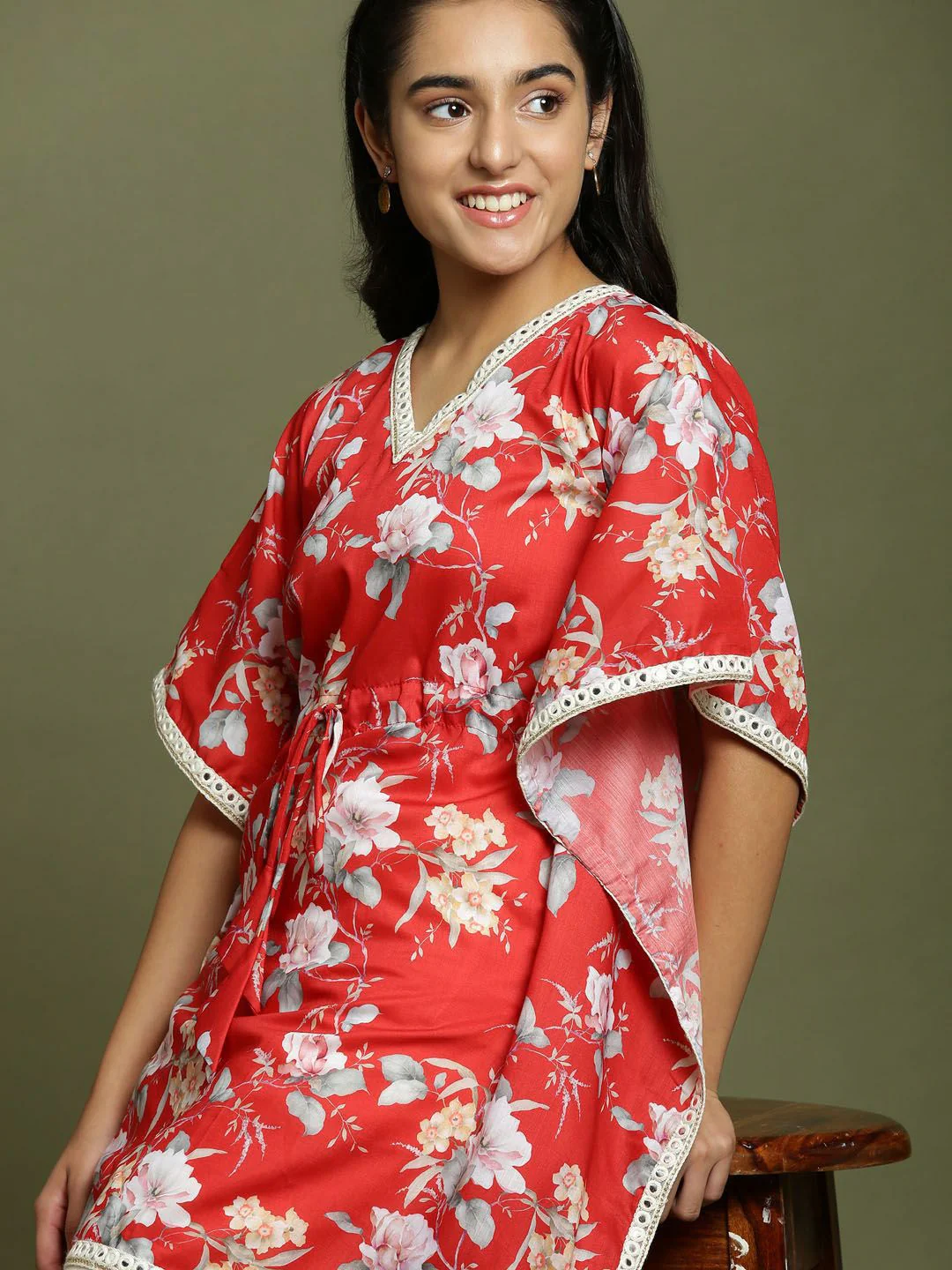 VASTRAMAY Girls Floral Printed Regular Mirror Work Kurta with Salwar - Image 2