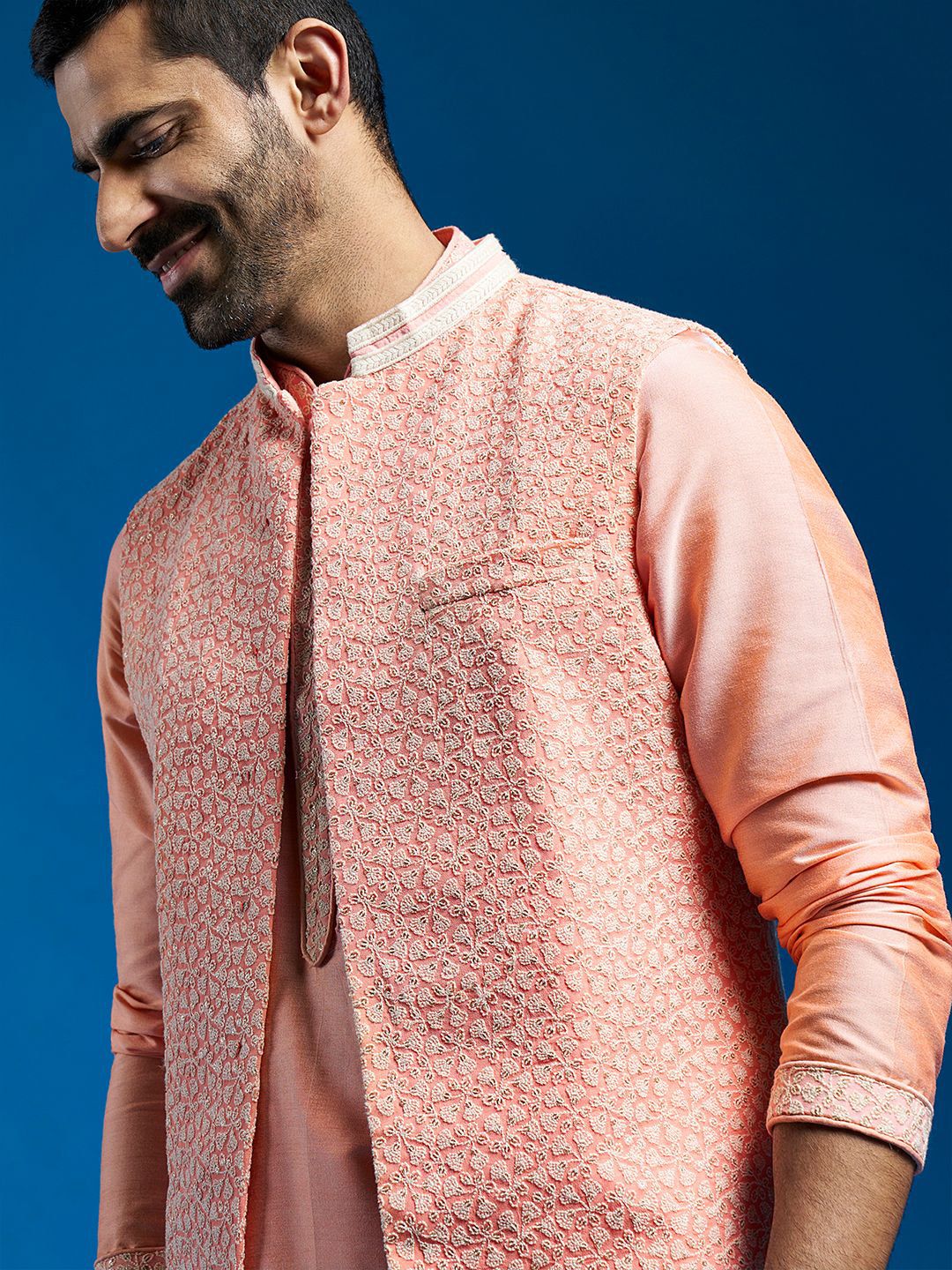 VASTRAMAY Men Embroidered Nehru Jacket - Image 2