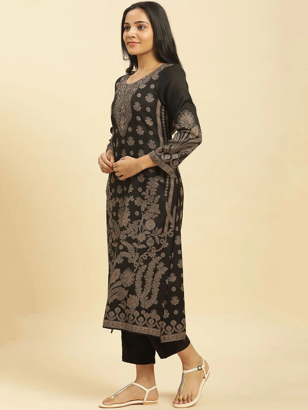 W Black Floral Woven Design Regular Sequinned Straight Kurta With Trouser With Dupatta - Image 5