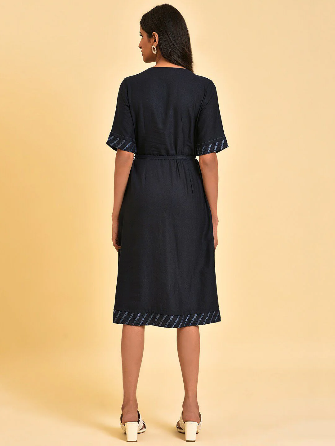 W Keyhole Neck Embroidered Detail A-Line Dress - Image 4