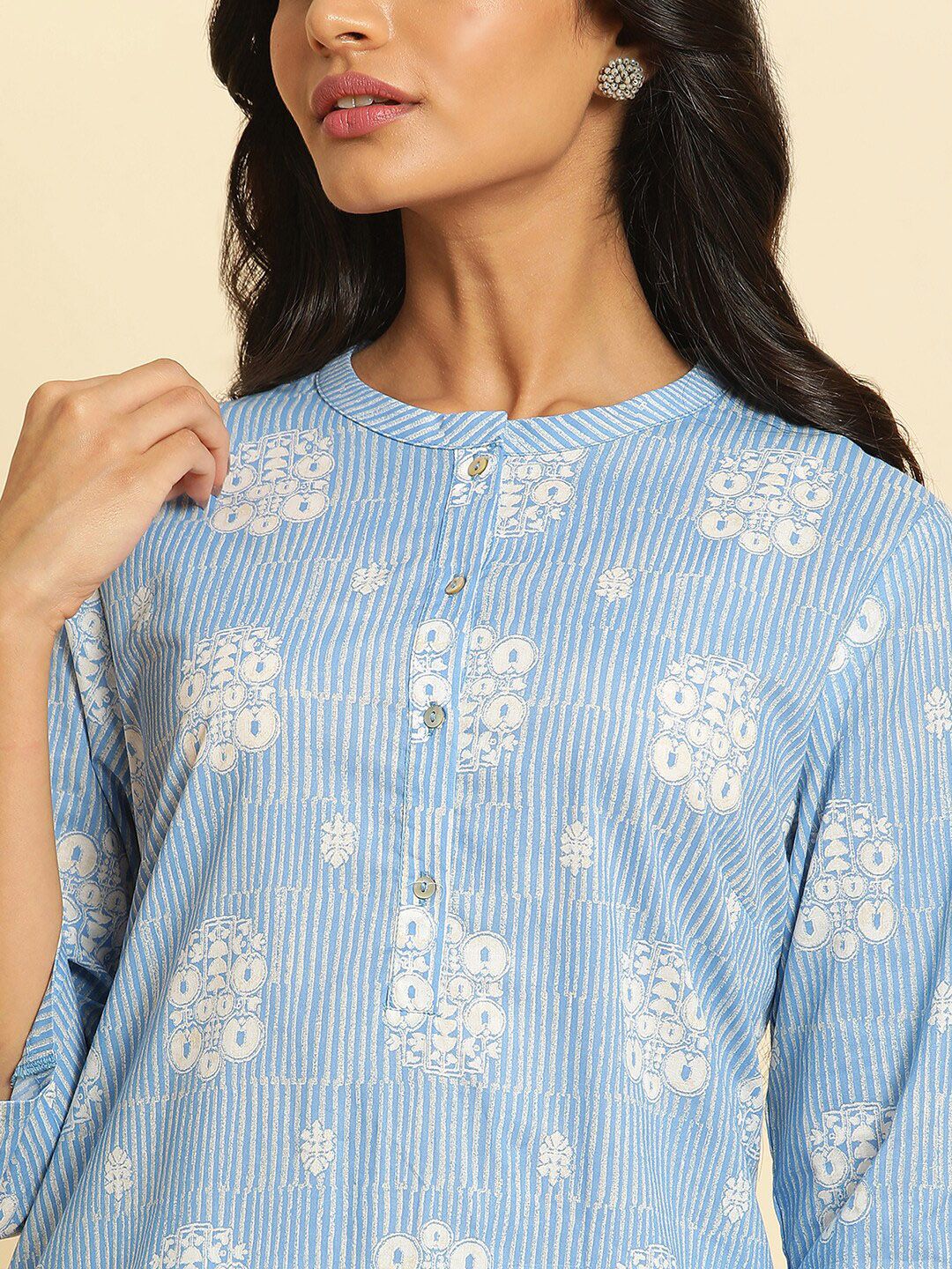 W Ethnic Motifs Printed Kurta - Image 4