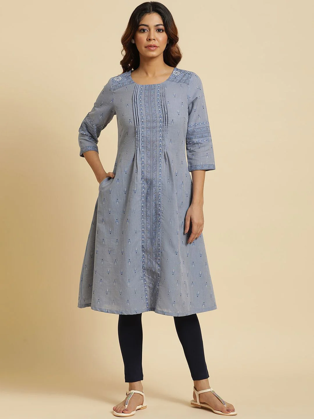W Ethnic Motifs Printed Pure Cotton Kurta - Image 4