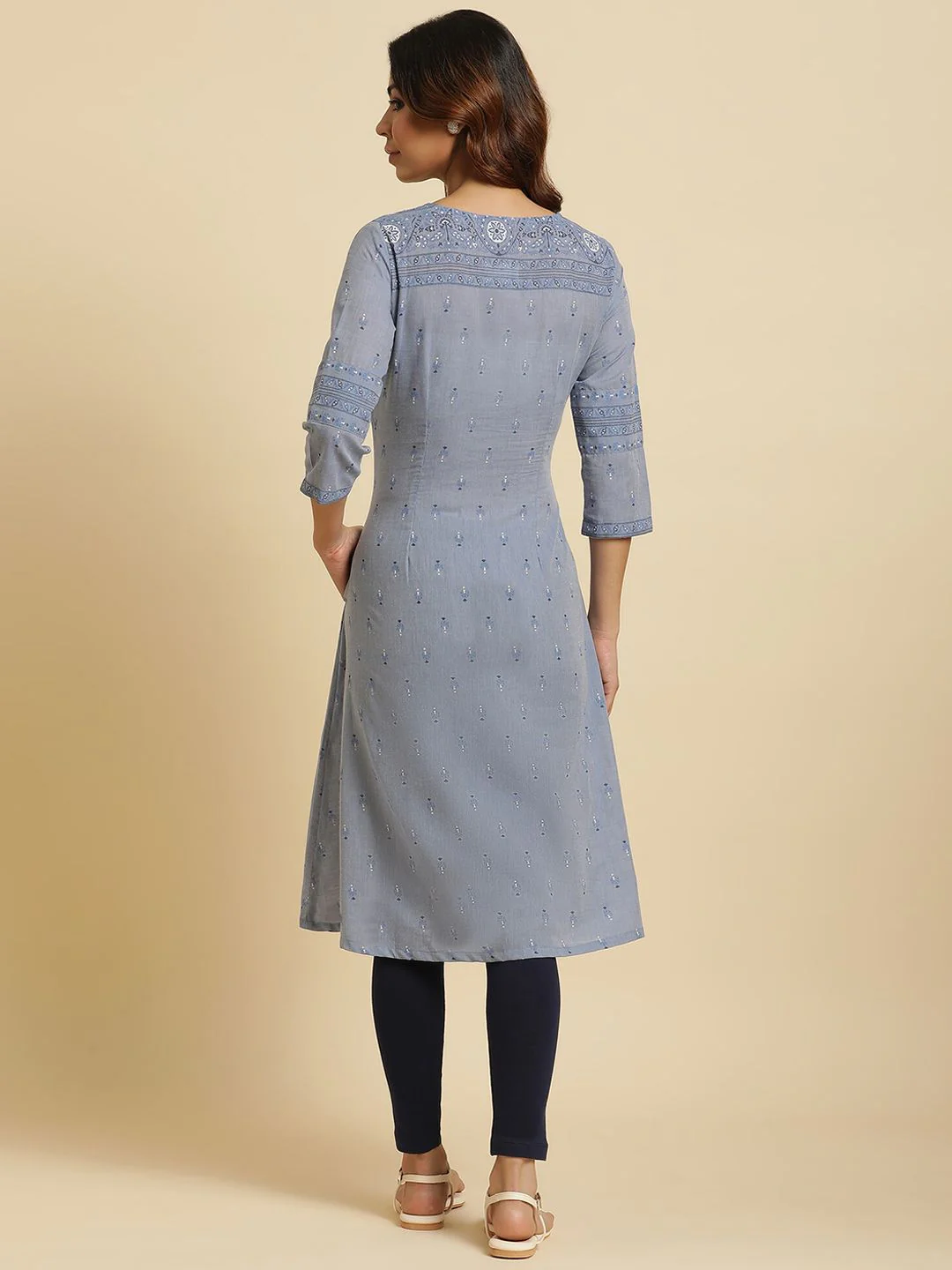 W Ethnic Motifs Printed Pure Cotton Kurta - Image 7