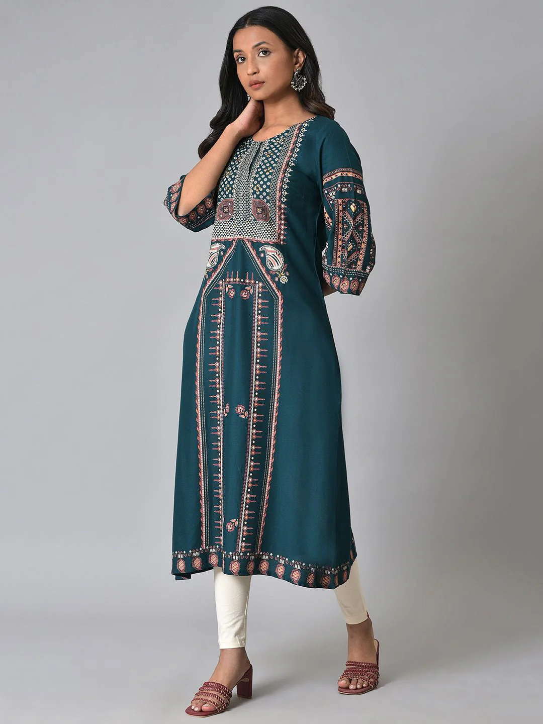 W Ethnic Motifs Printed Straight Regular Kurta