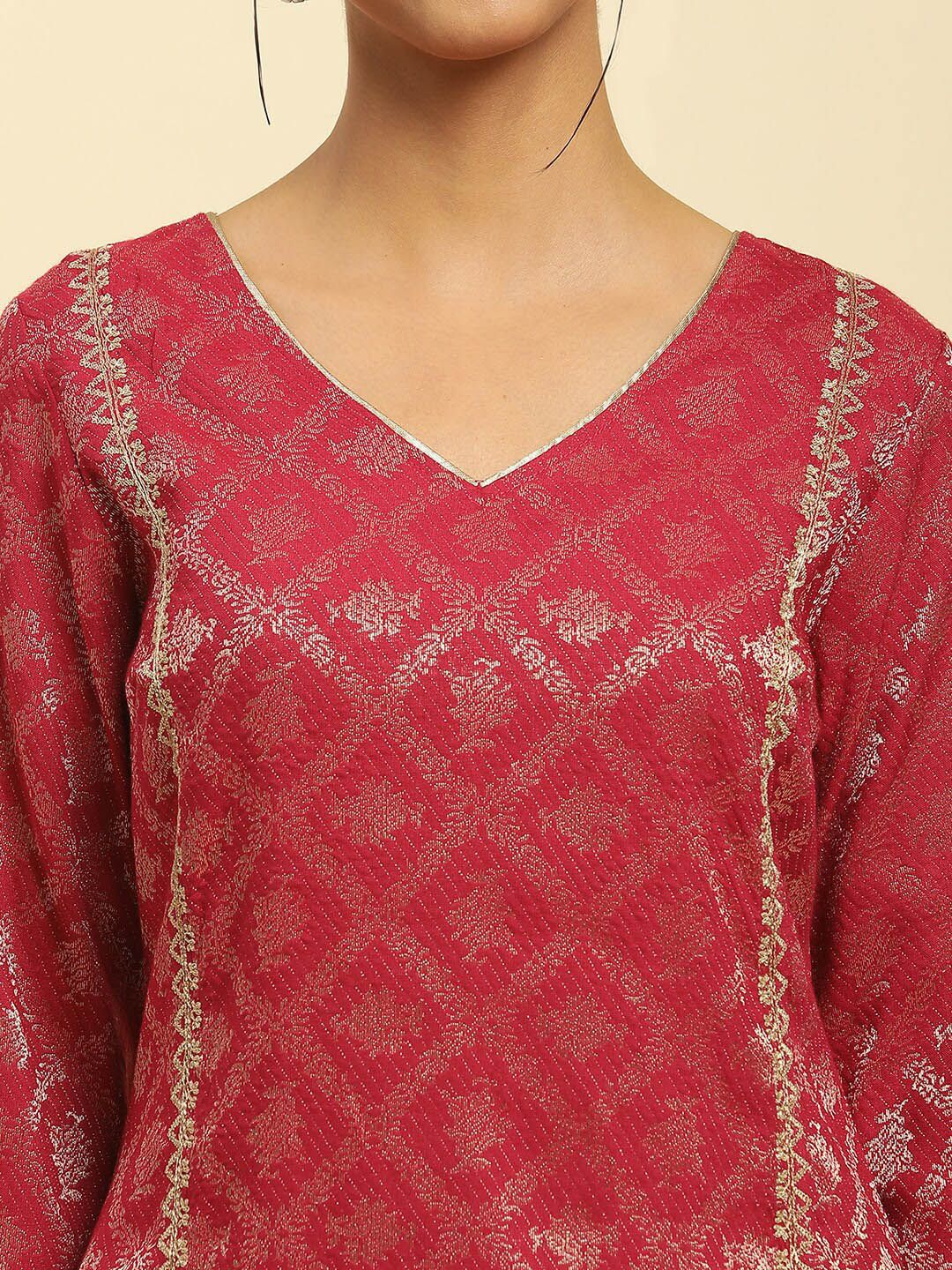 W Ethnic Motifs Woven Design V-Neck Gotta Patti Straight Kurta - Image 2