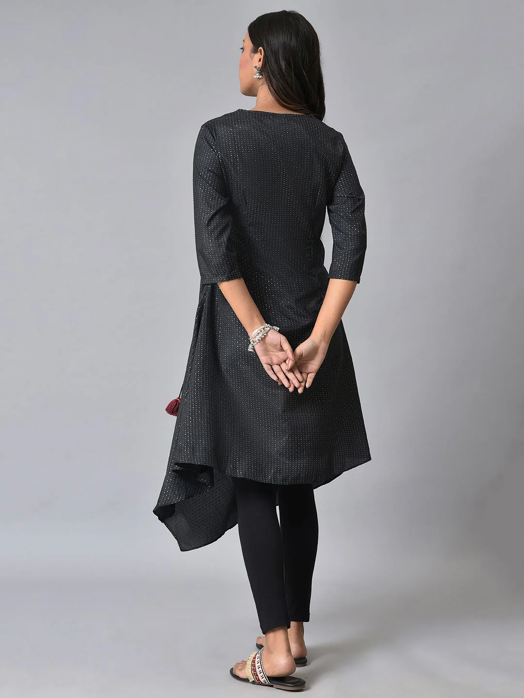 W Ethnic Motifs Yoke Design Thread Work A-Line Kurta - Image 6