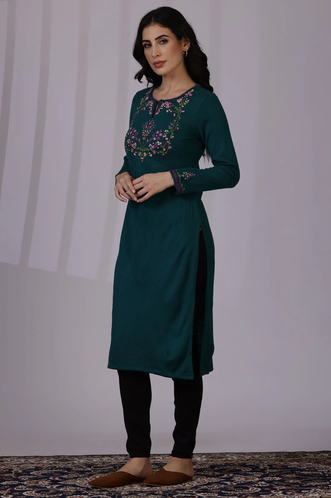 W Floral Embroidered Keyhole Neck Straight Kurta - Image 5
