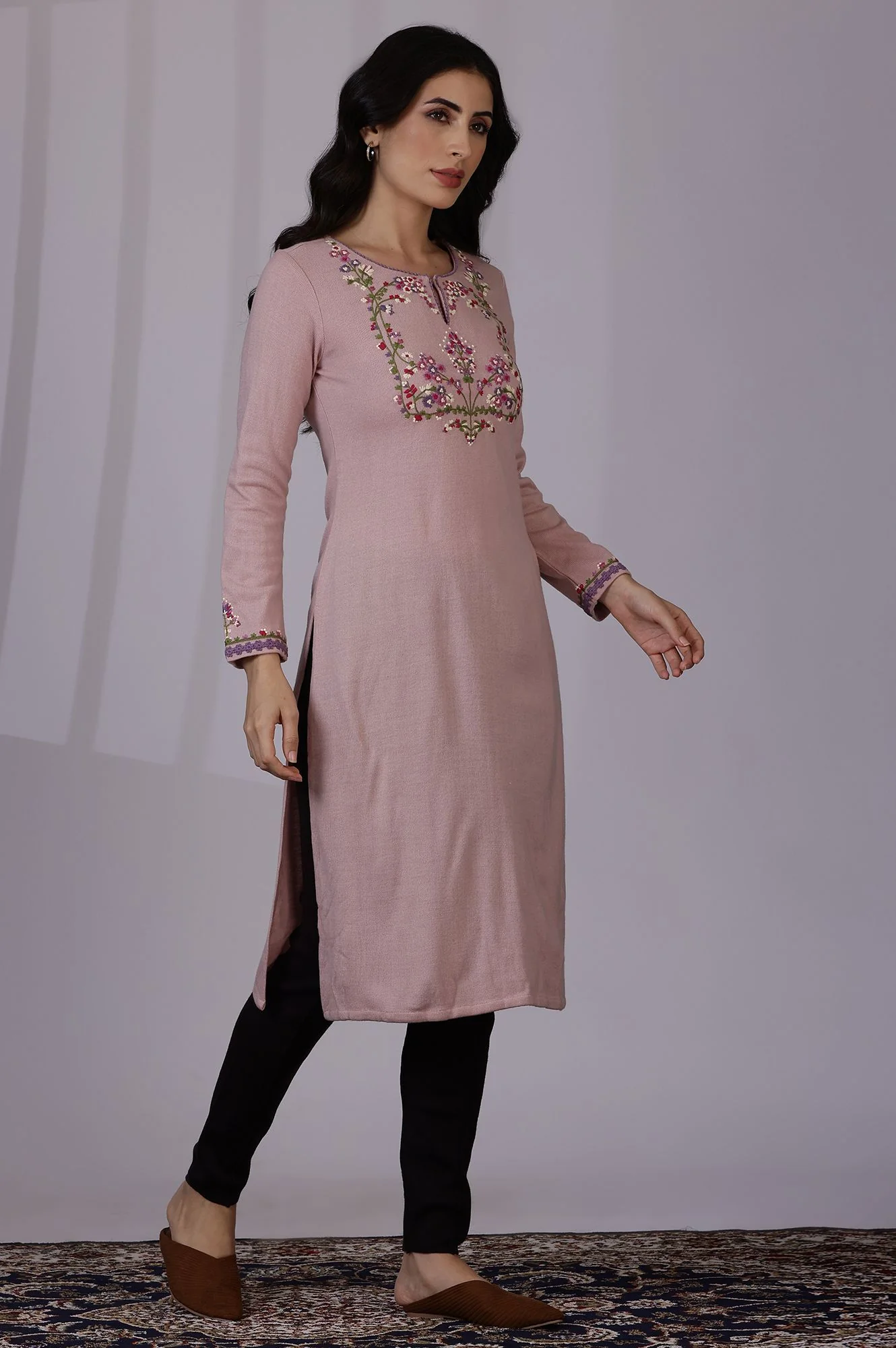 W Floral Embroidered Keyhole Neck Straight Kurta - Image 3