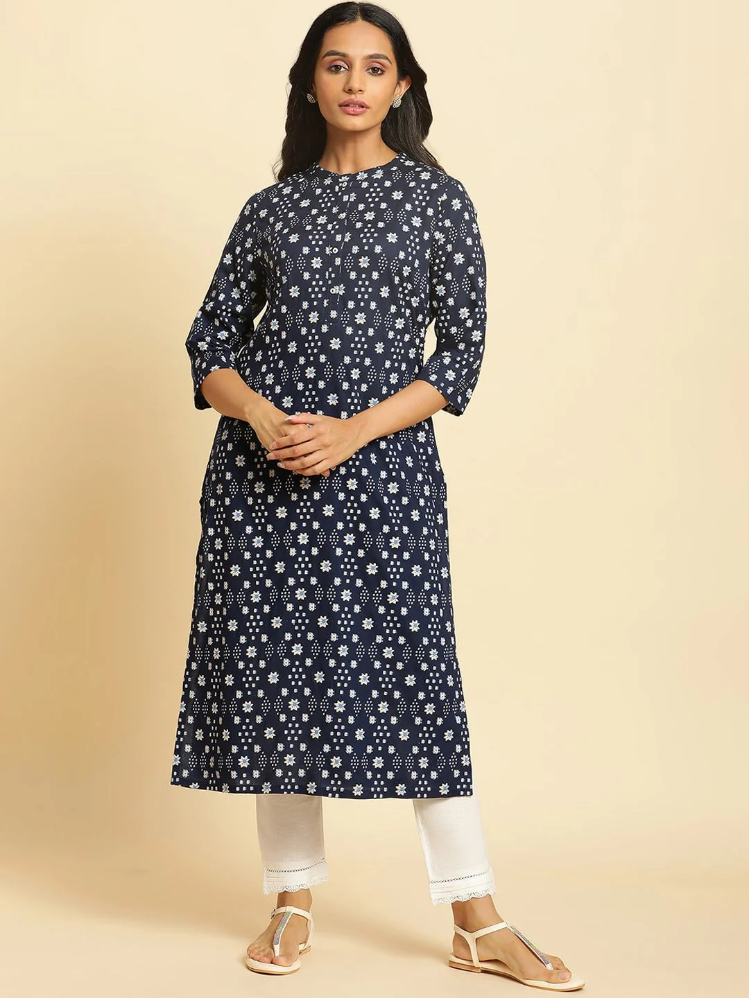 W Floral Printed Mandarin Collar Straight Kurta - Image 3