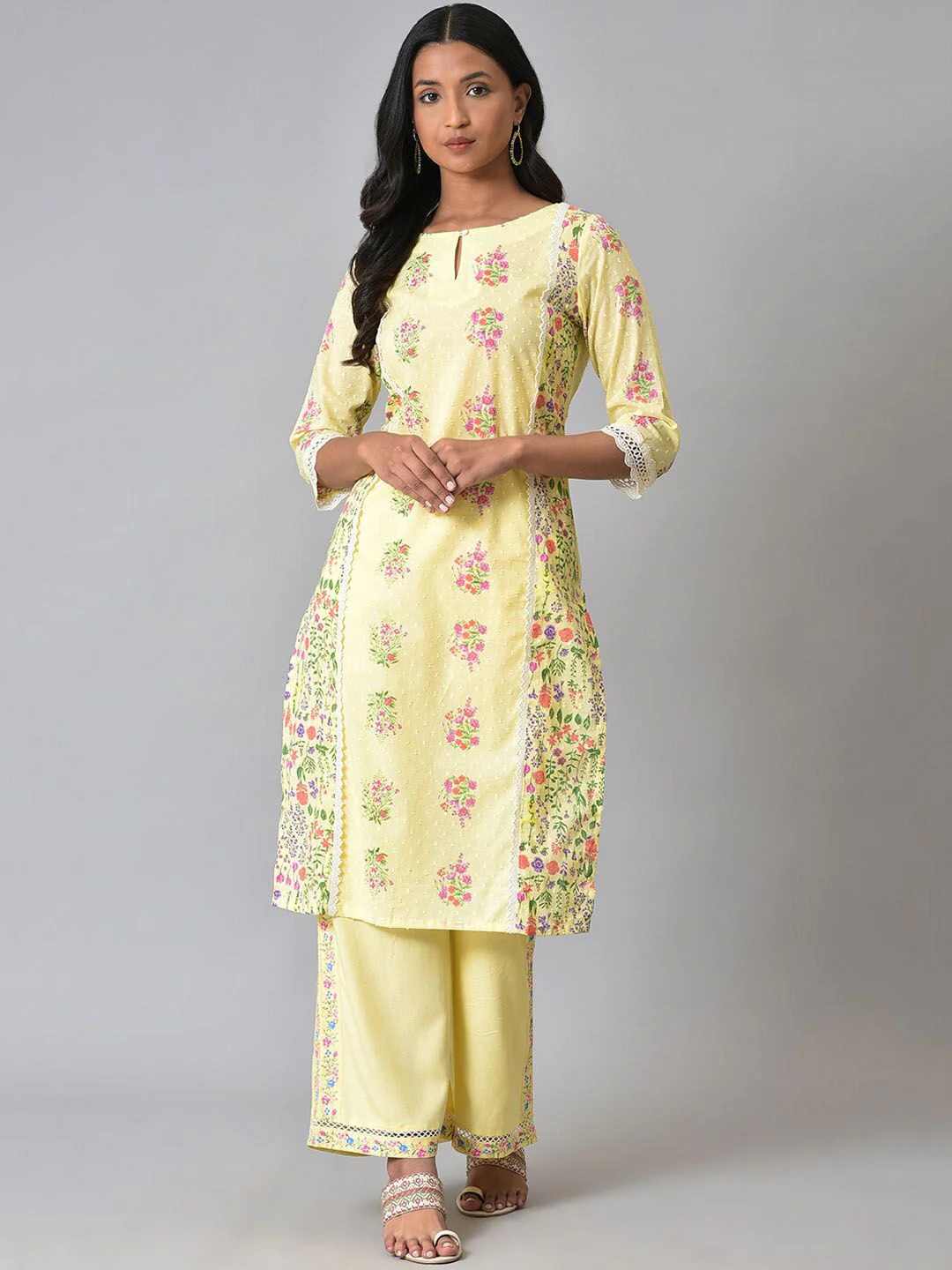 W Floral Printed Pure Cotton Kurta - Image 3