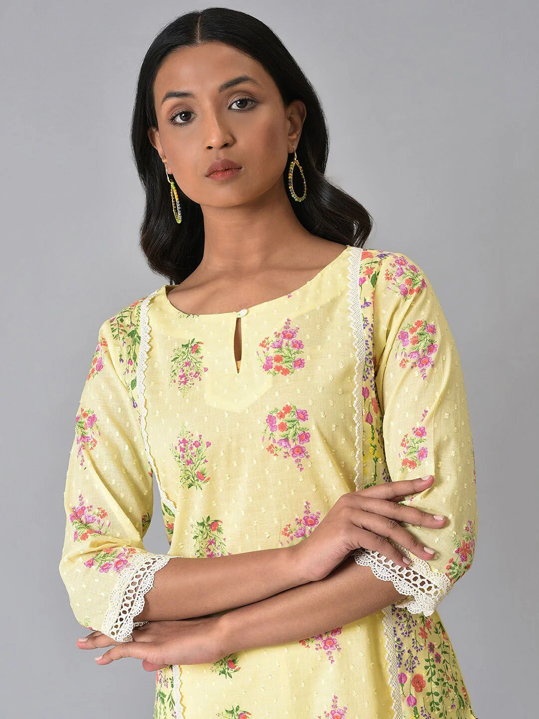 W Floral Printed Pure Cotton Kurta - Image 4