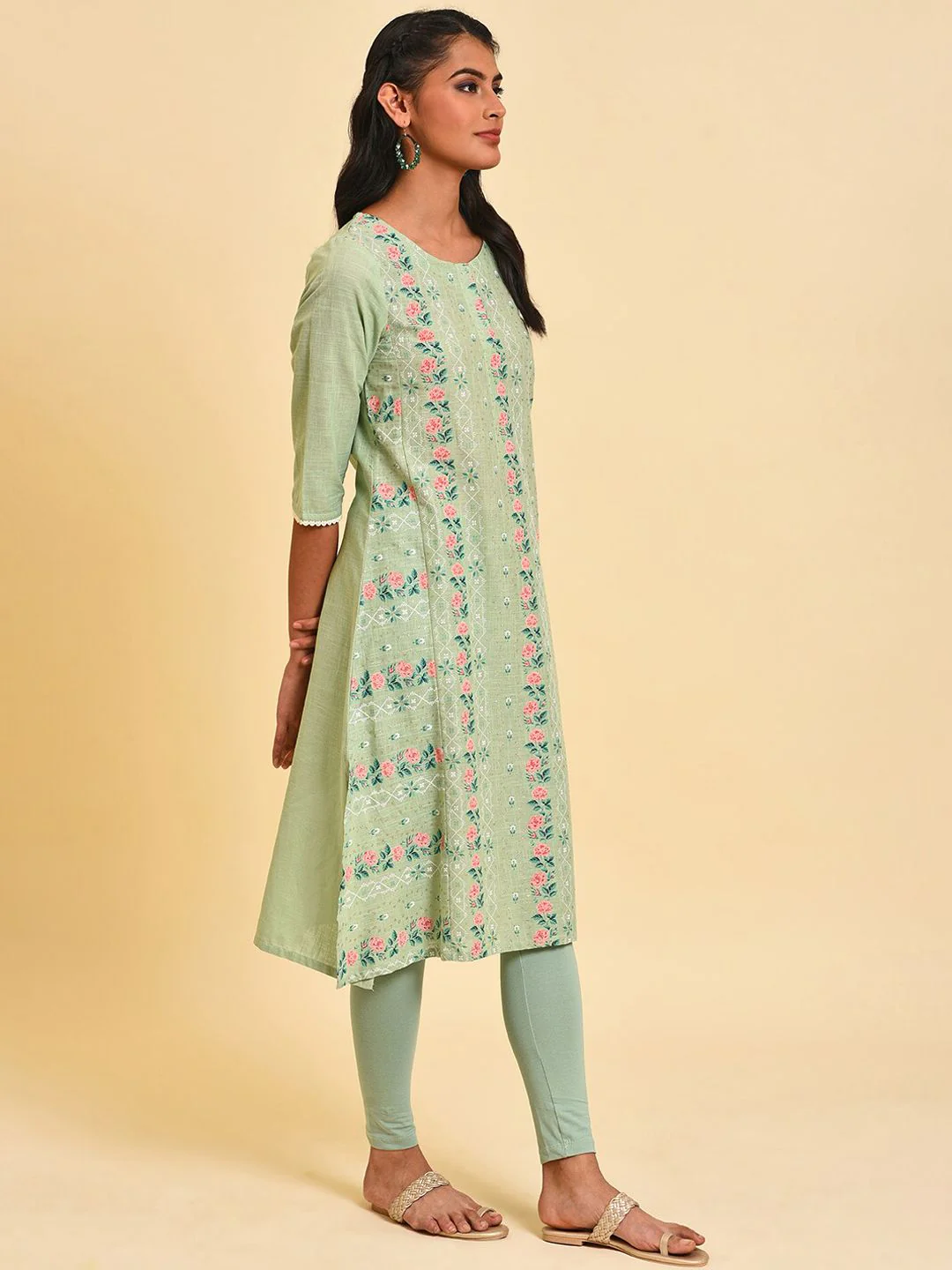 W Floral Printed Pure Cotton Straight Kurta - Image 5