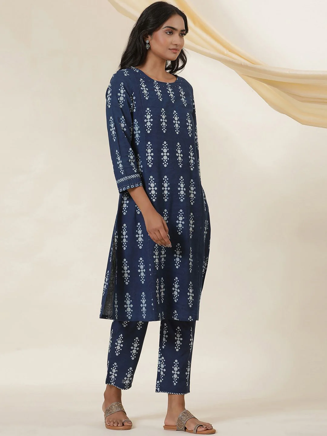 W Floral Printed Round Neck Cotton Straight Kurta - Image 6