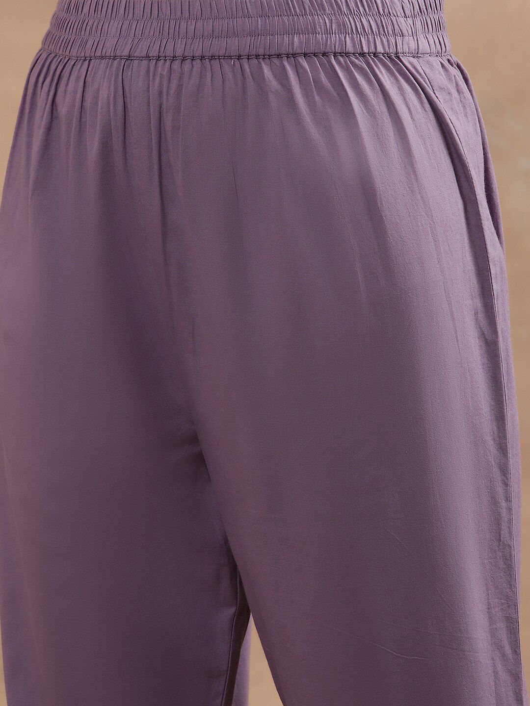 W Floral Yoke Design Empire Thread Work Pure Cotton Kurta with Trousers & With Dupatta - Image 3