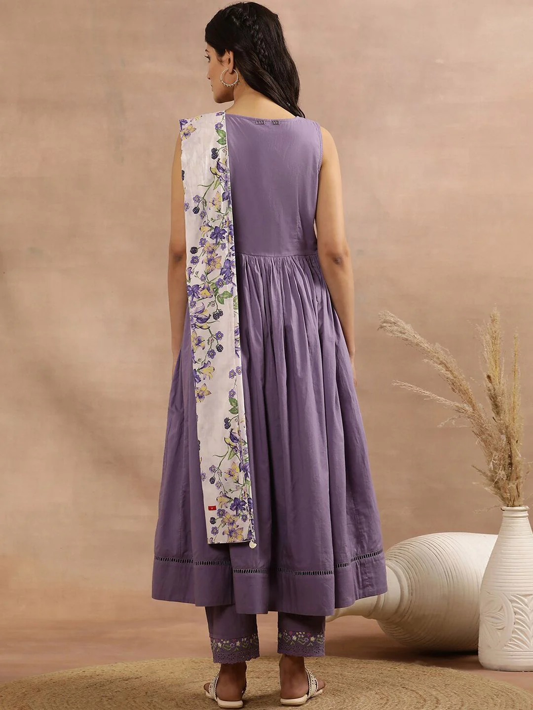 W Floral Yoke Design Empire Thread Work Pure Cotton Kurta with Trousers & With Dupatta - Image 6