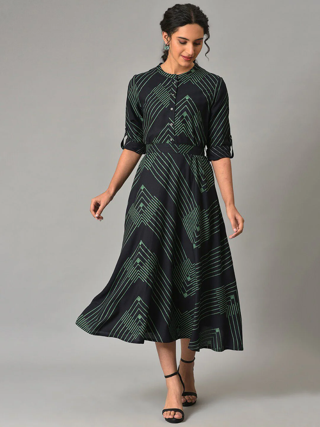 W Geometric Printed Roll-Up Sleeves Midi Dress - Image 6