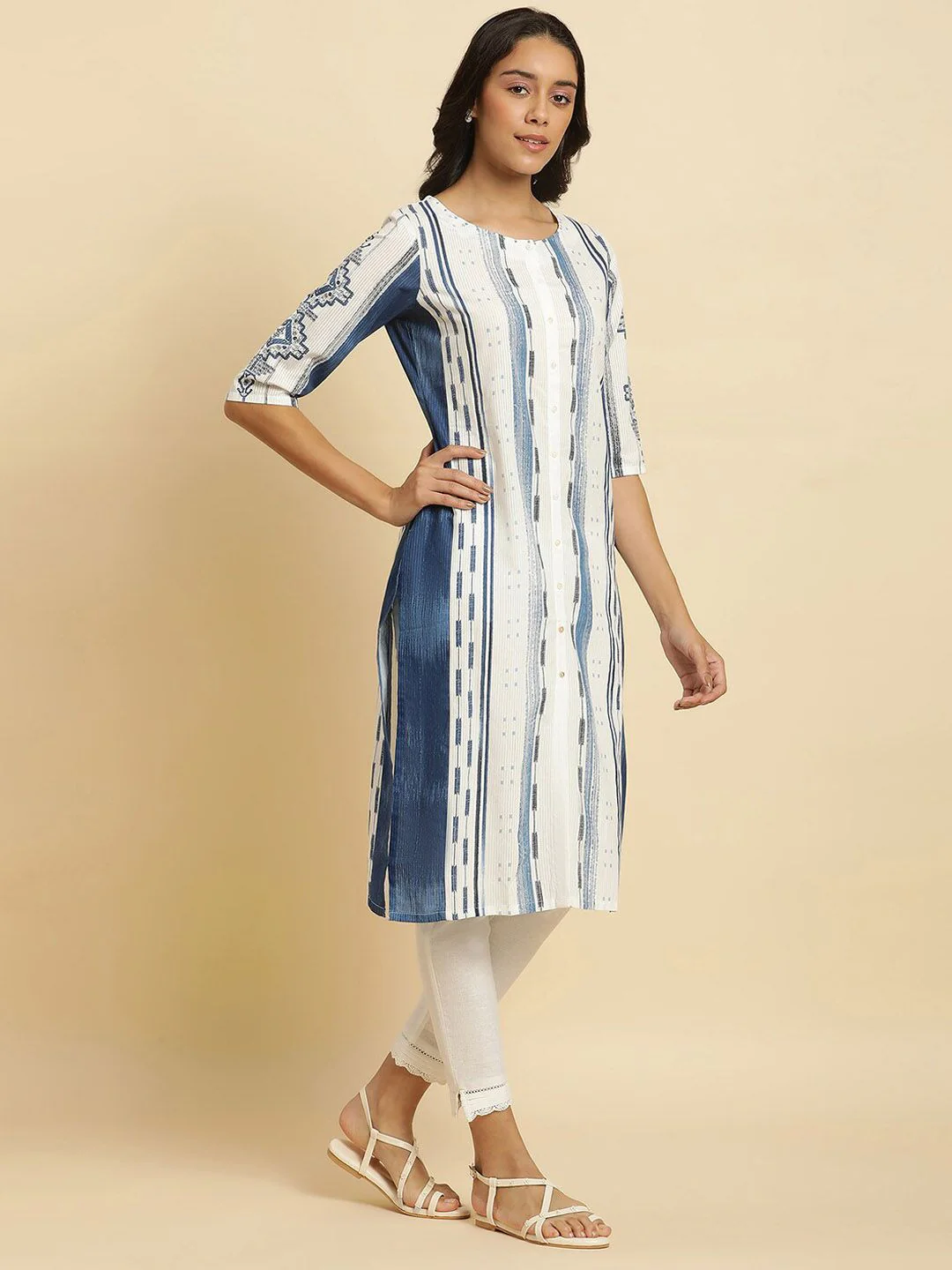 W Geometric Printed Round Neck Straight Pure Cotton Kurta - Image 6