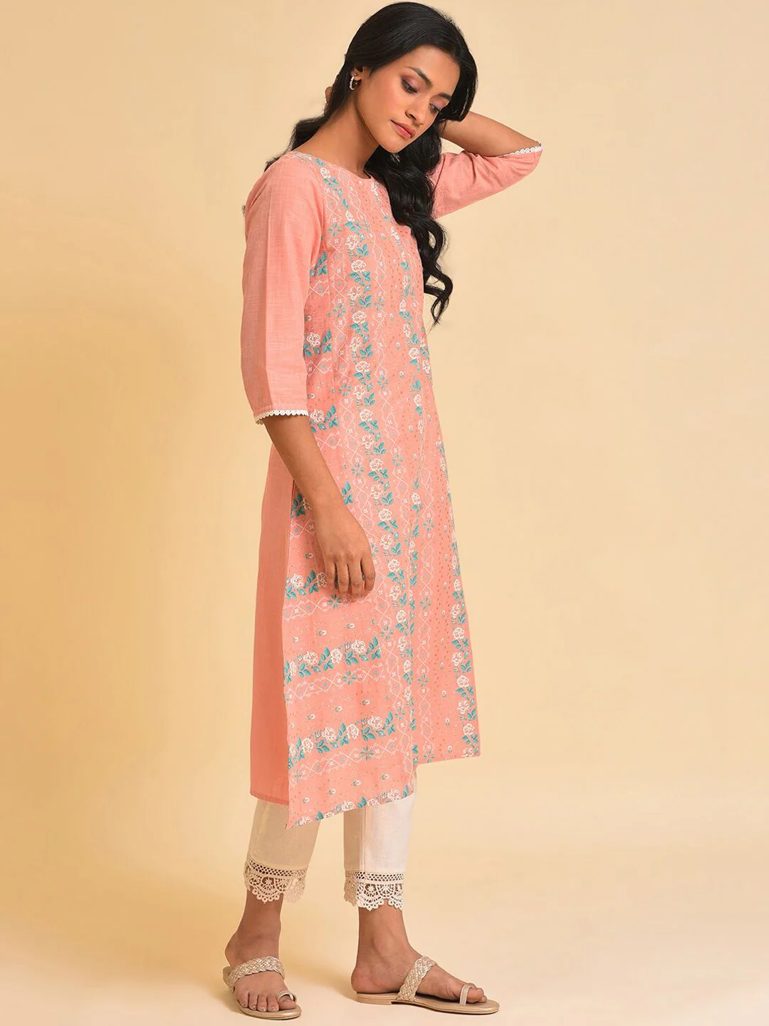W Peach-Coloured & Cream-Coloured Floral Printed Pure Cotton Kurta with Trousers - Image 5