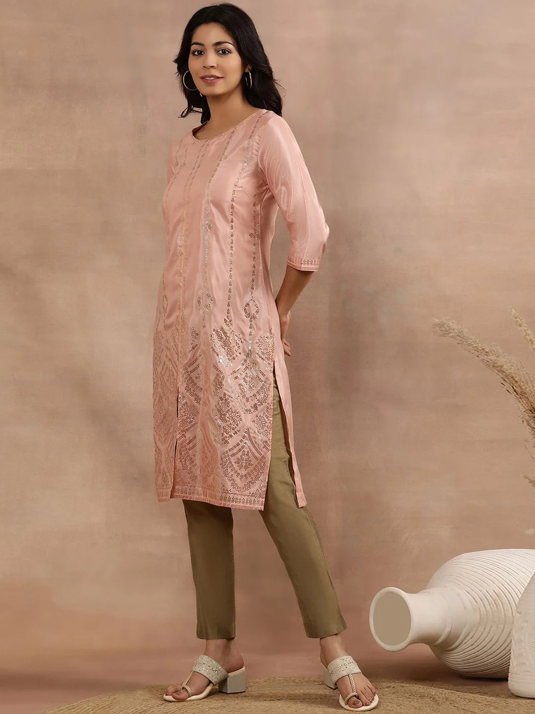 W Printed Regular Sequinned Kurta with Trouser - Image 7