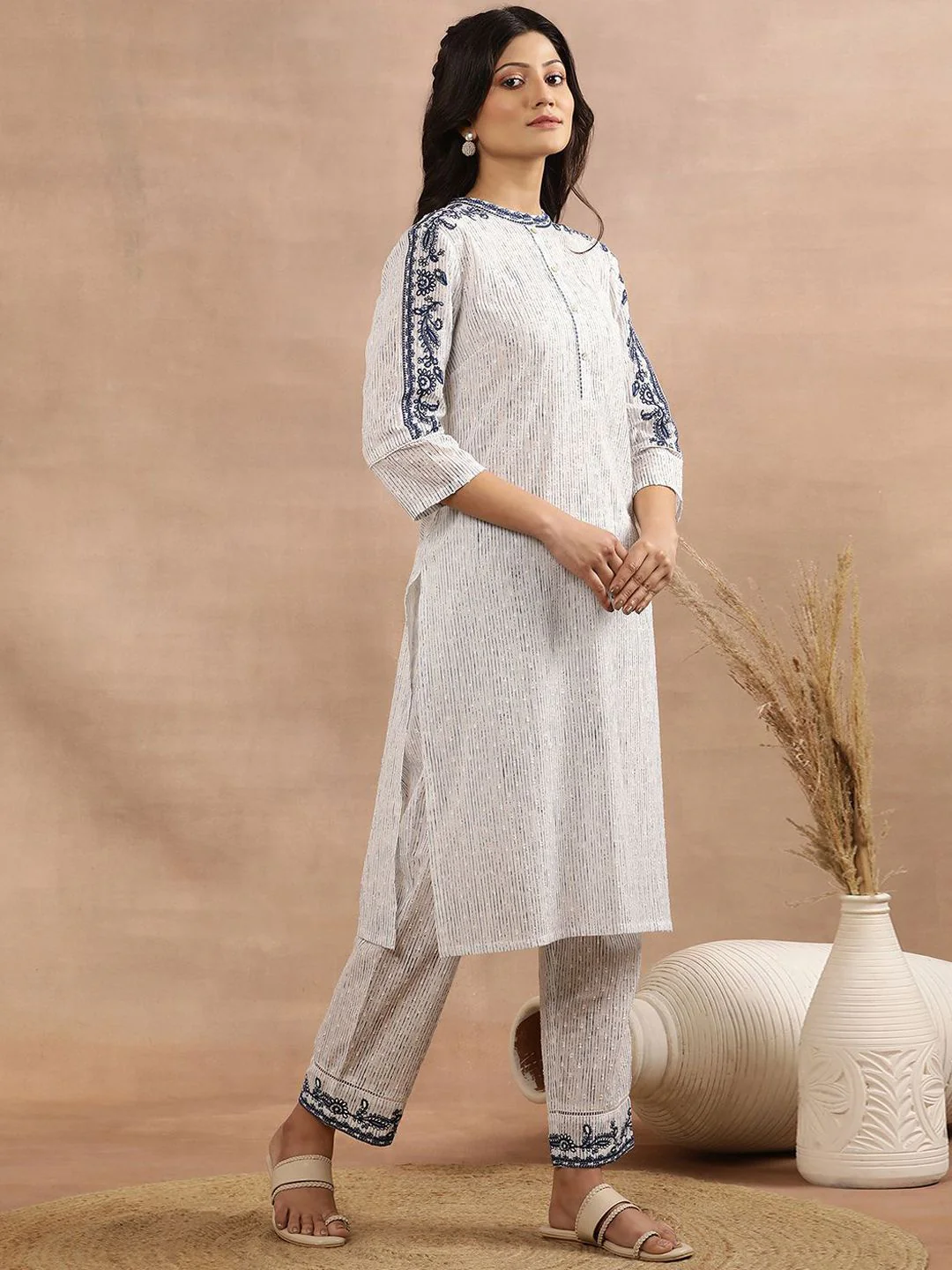 W Striped Mandarin Collar Thread Work Cotton Straight Kurta - Image 3
