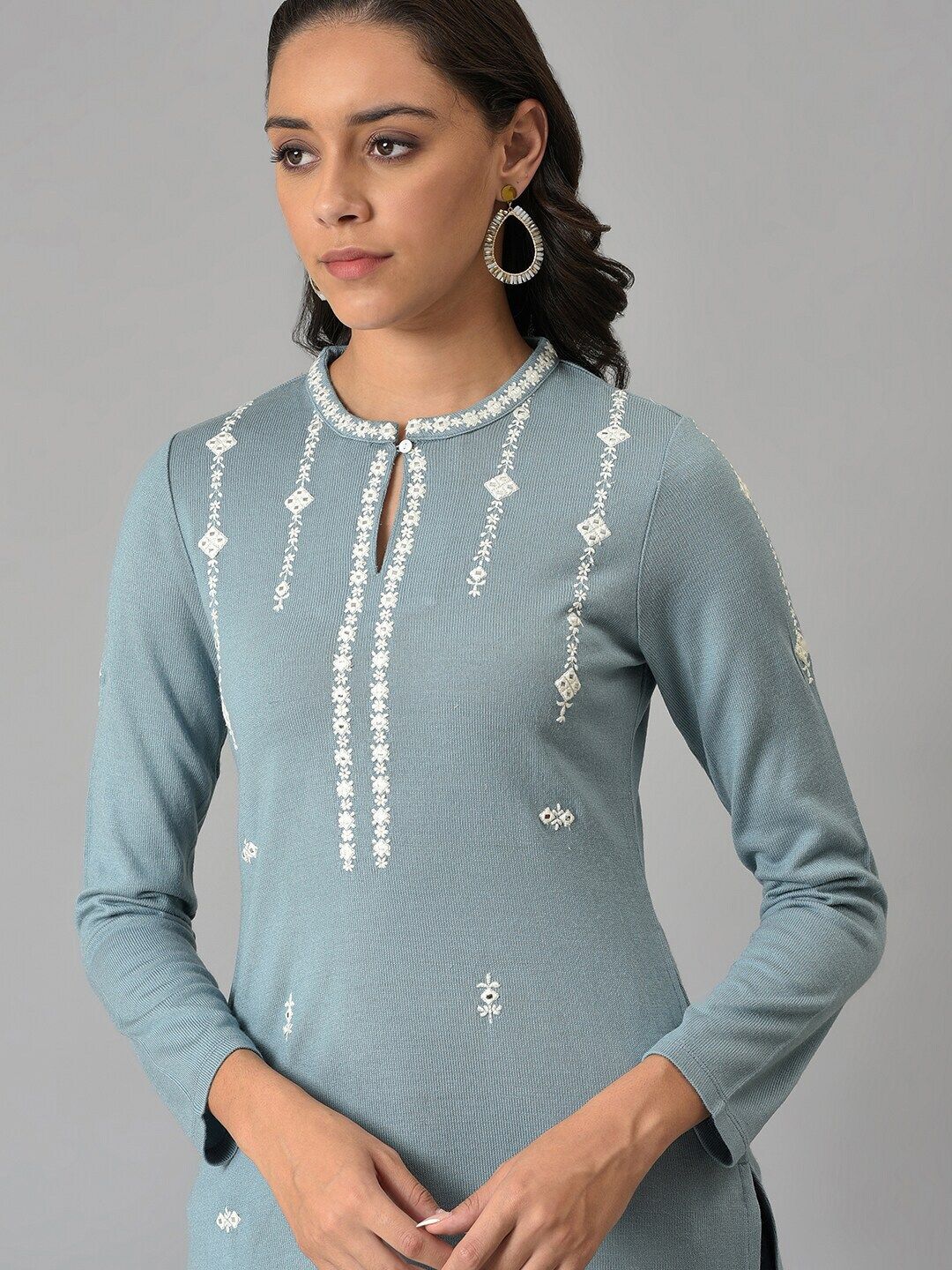 W Women Blue Embroidered Keyhole Neck Regular Sleeves Kurta - Image 2