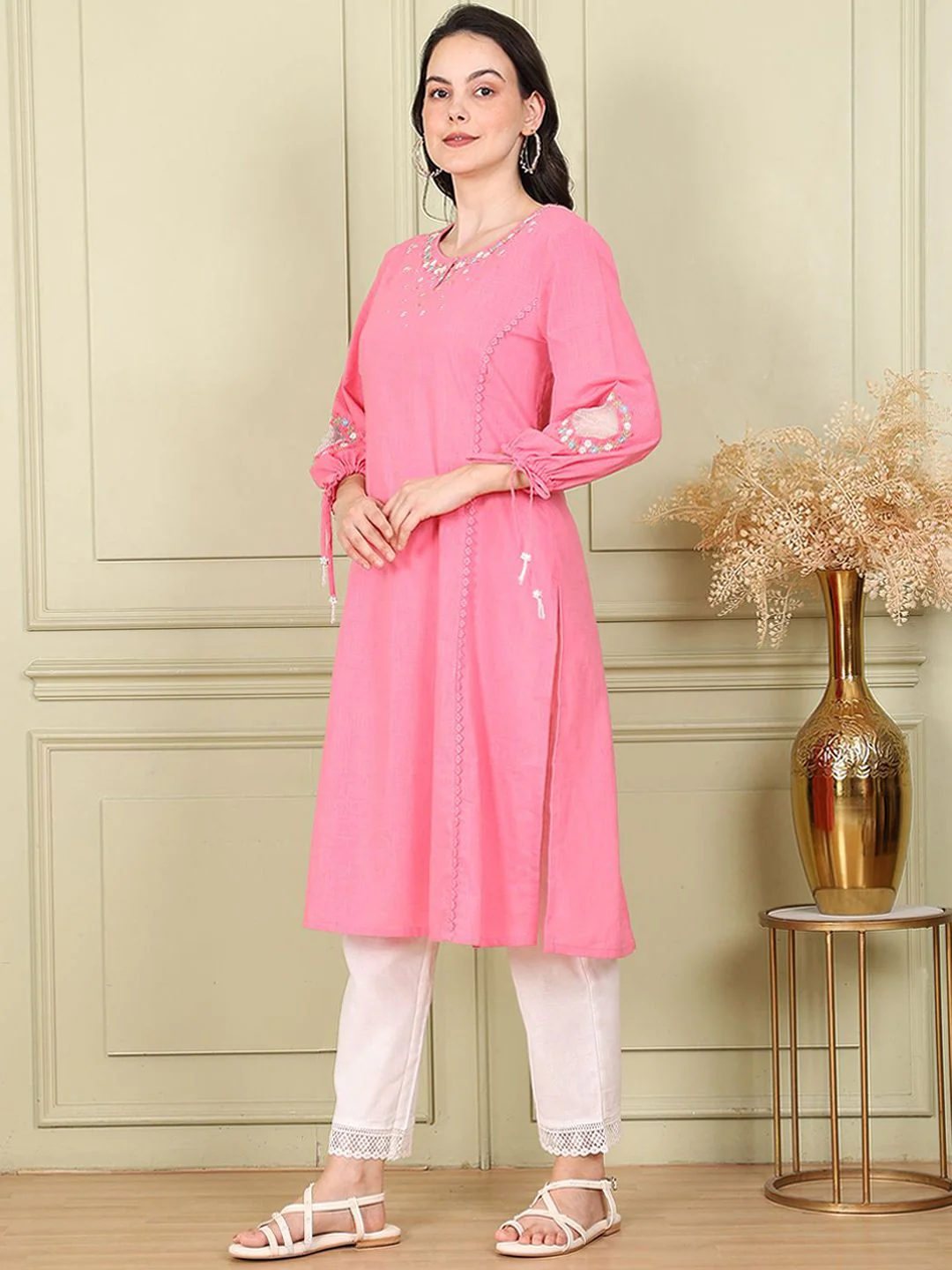 W Women Embroidered Flared Sleeves Thread Work Kurta - Image 5
