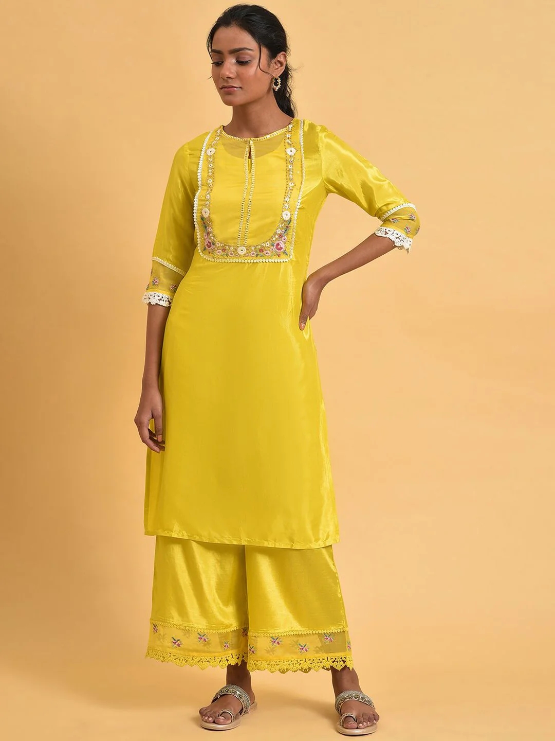 W Women Floral Embroidered Kurta - Image 2