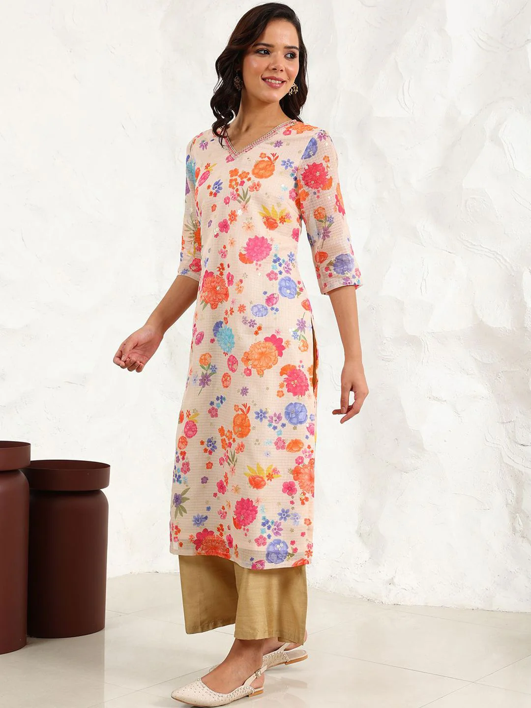 W Women Floral Printed Sequinned Kurta - Image 5