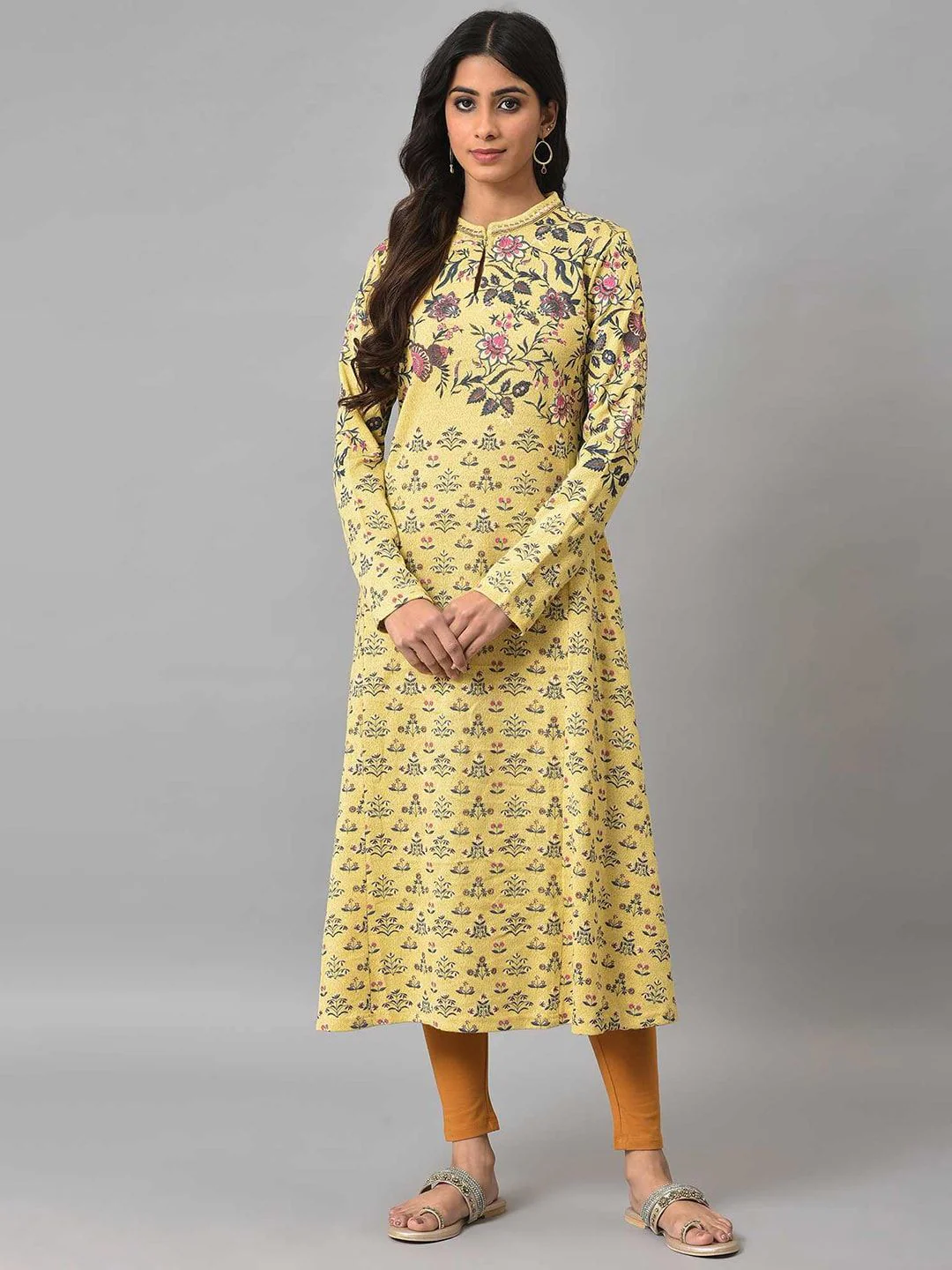 W Women Floral Woven Design Acrylic Kurta