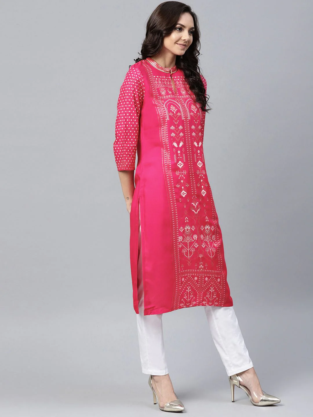 W Women Fuchsia & Golden Printed Straight Kurta - Image 5