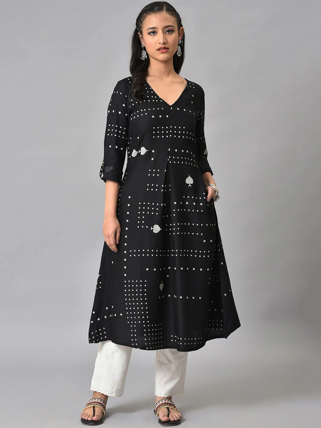 W Women Geometric Printed Anarkali Kurta - Image 3
