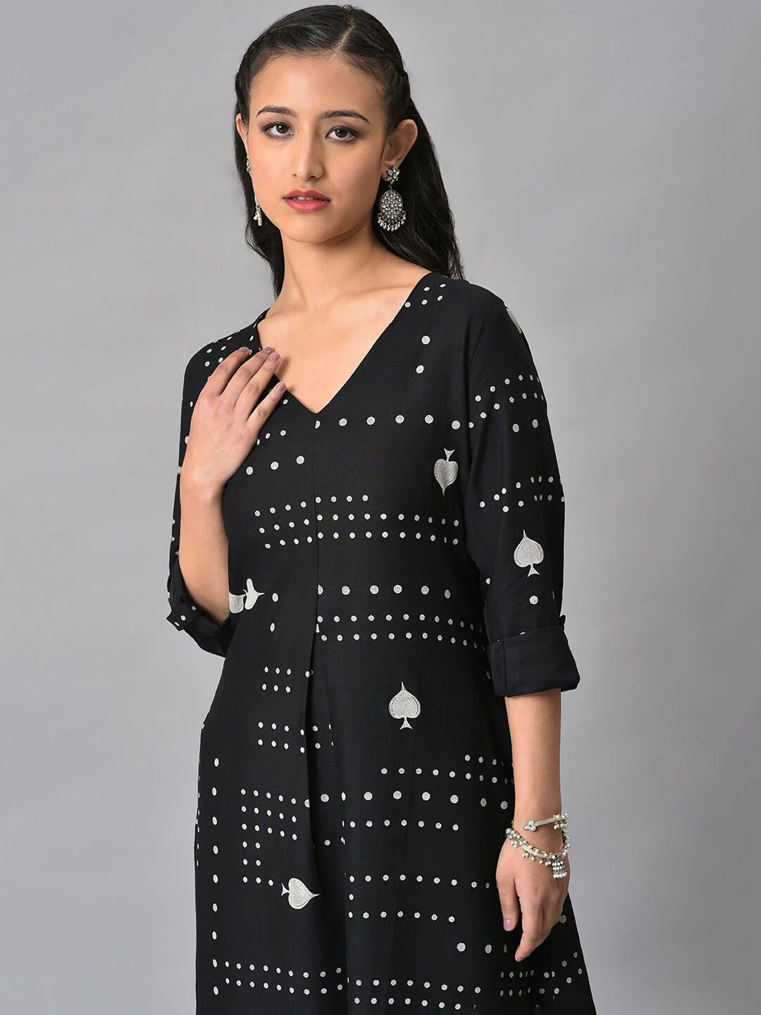 W Women Geometric Printed Anarkali Kurta - Image 4