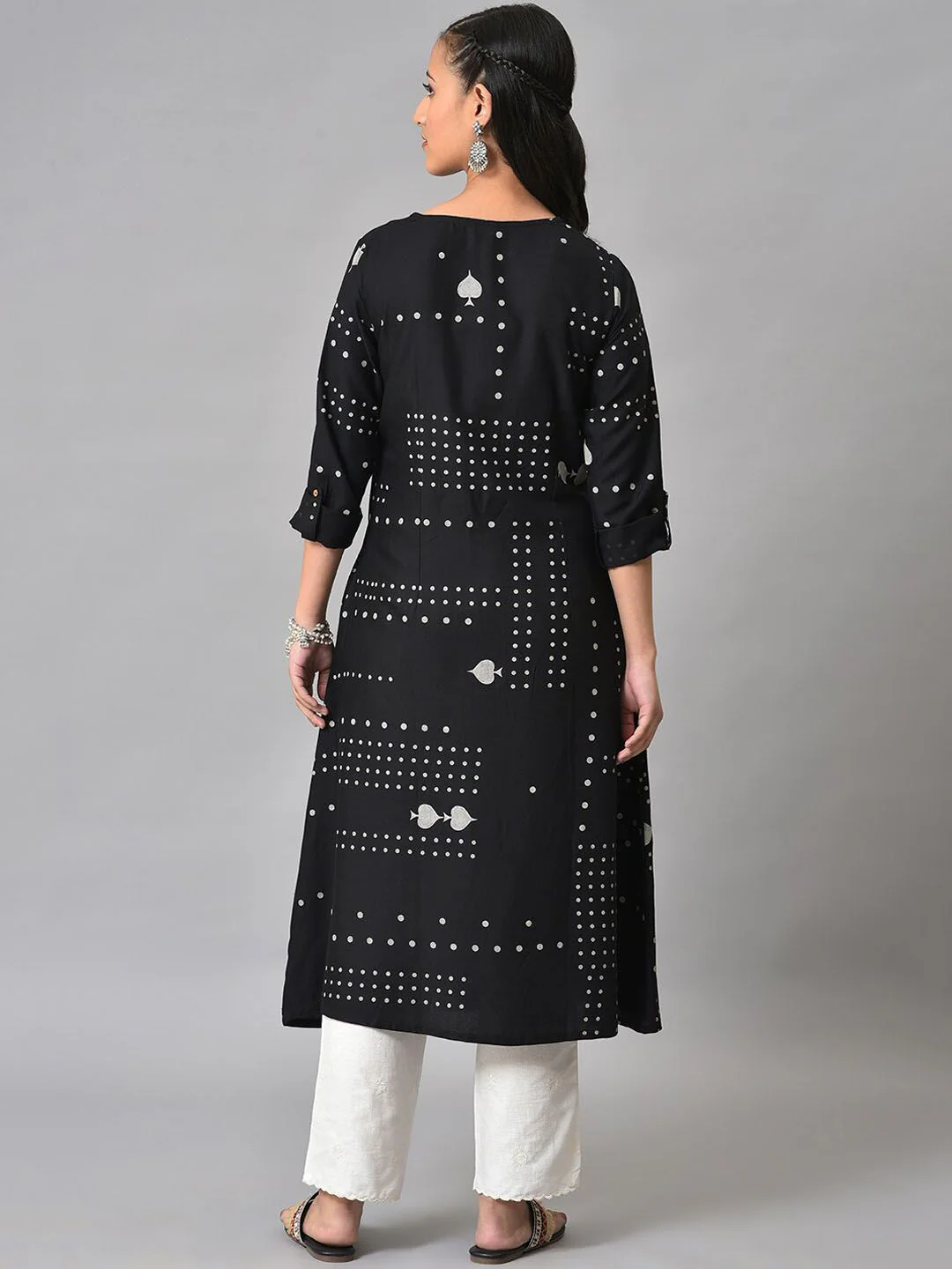 W Women Geometric Printed Anarkali Kurta - Image 6