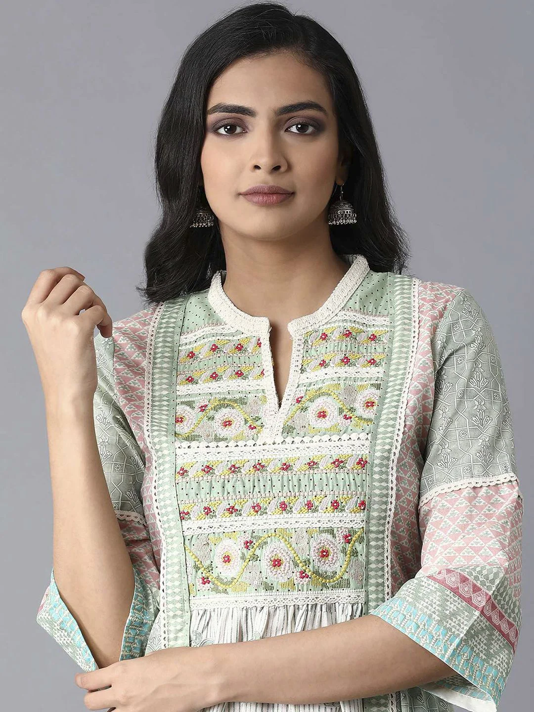 W Women Green Geometric Printed Kurta - Image 2