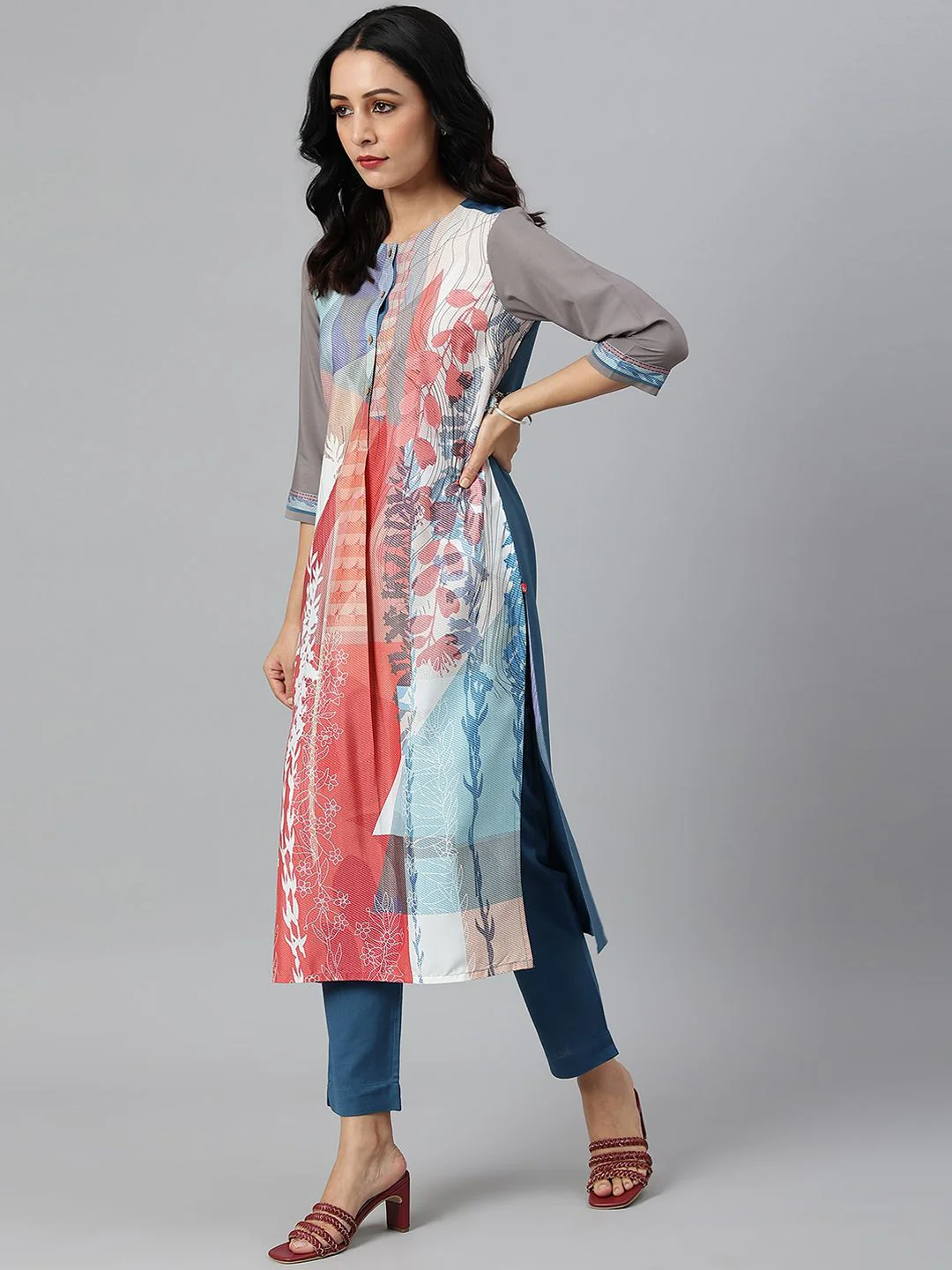 W Women Multicoloured Printed Kurta - Image 3