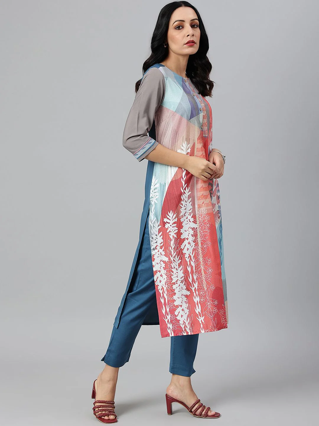 W Women Multicoloured Printed Kurta - Image 4