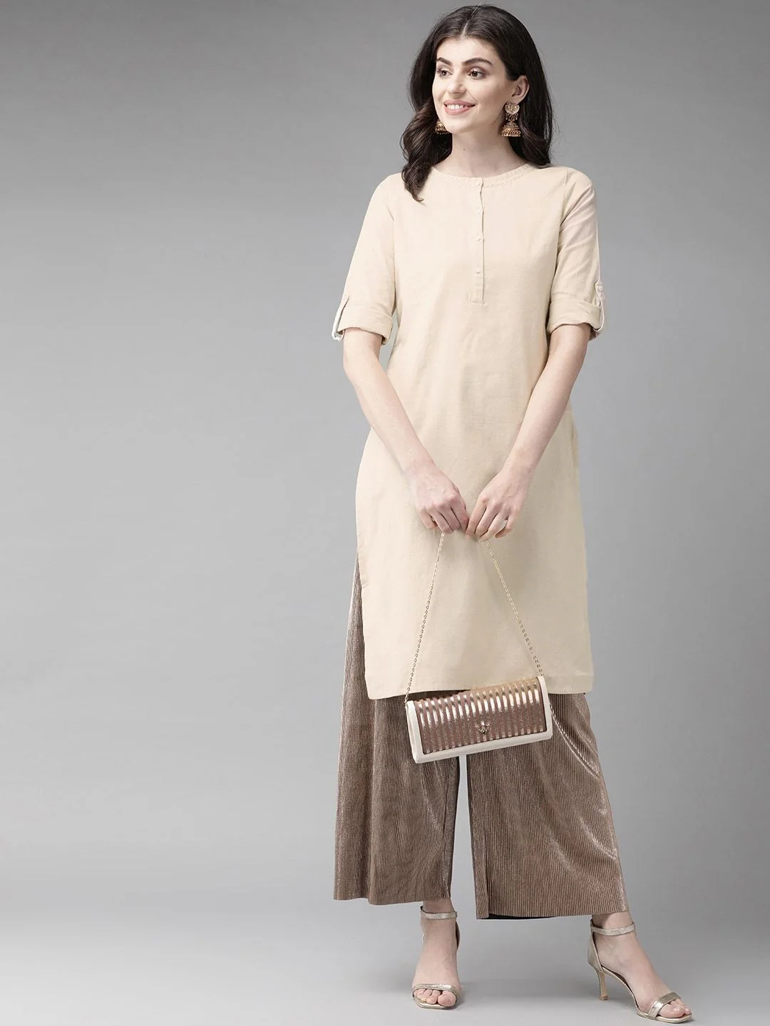 W Women Solid Straight Kurta - Image 4
