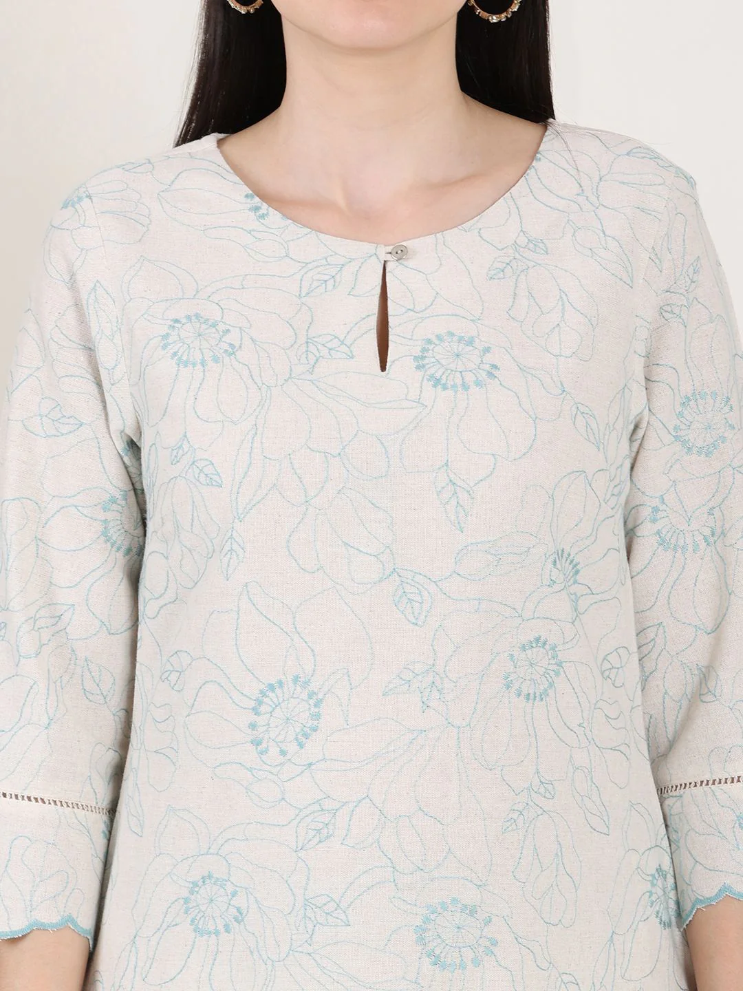W Women Thread Work Kurta - Image 2