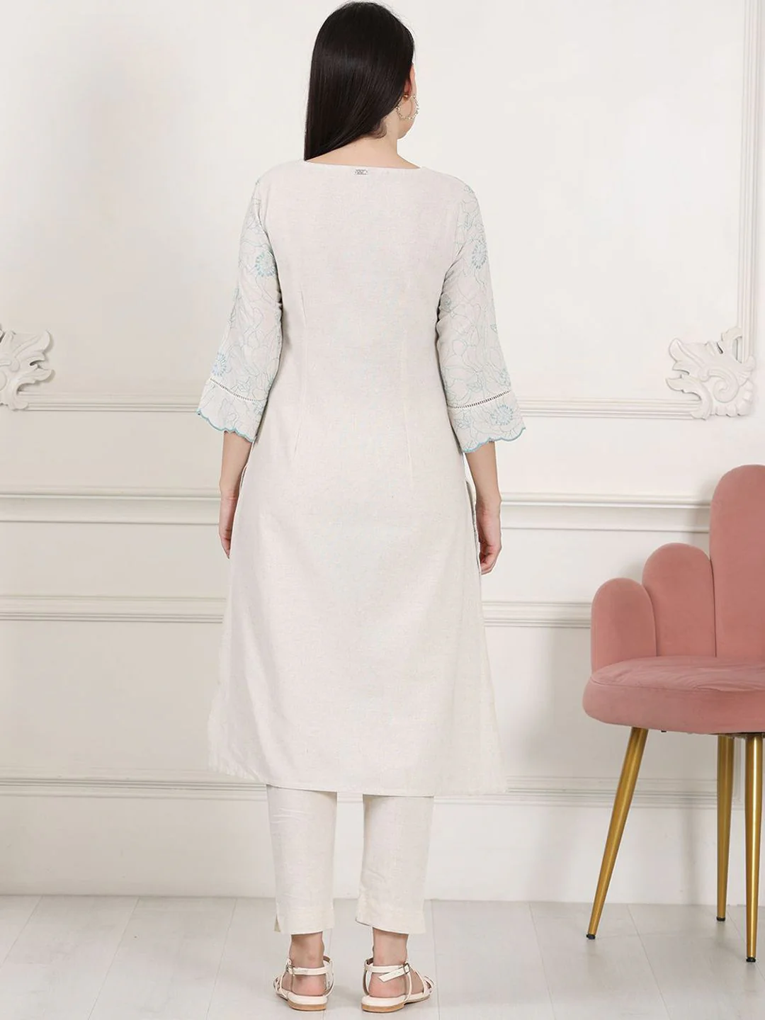 W Women Thread Work Kurta - Image 4