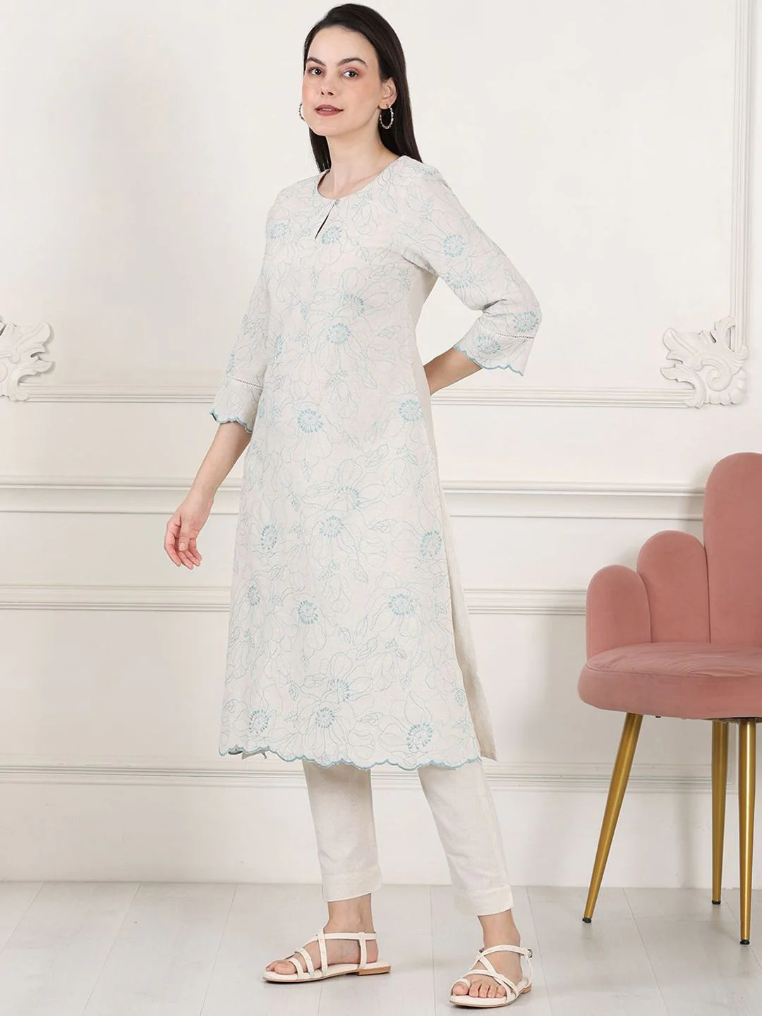 W Women Thread Work Kurta - Image 5