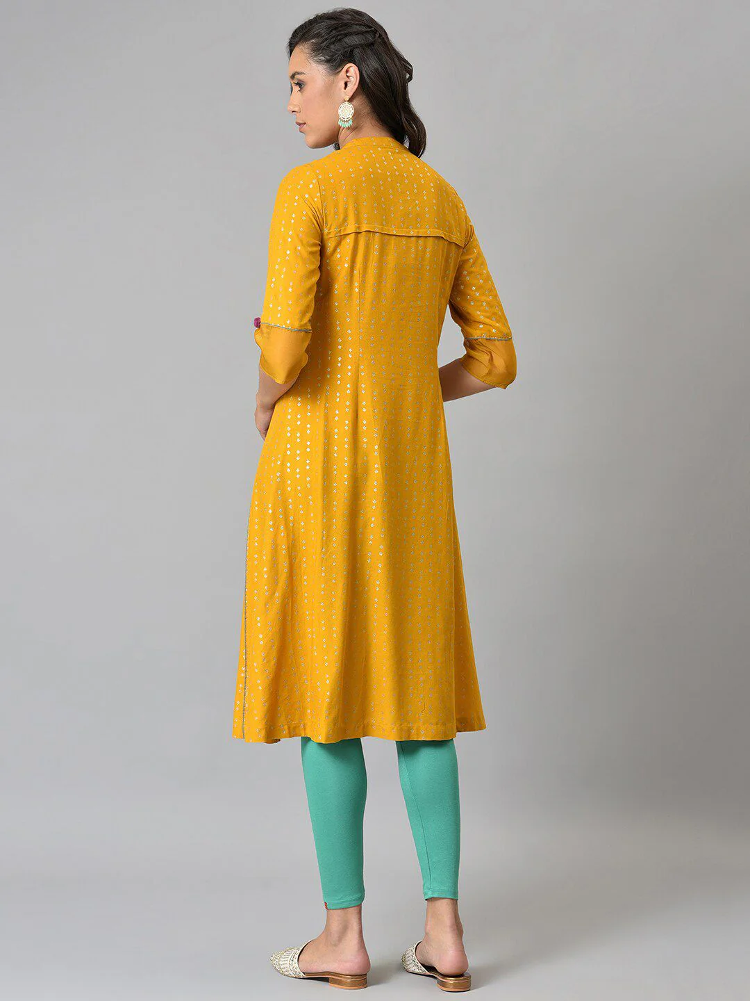 W Women Yellow & Turquoise Blue Floral Printed Thread Work Kurta - Image 4