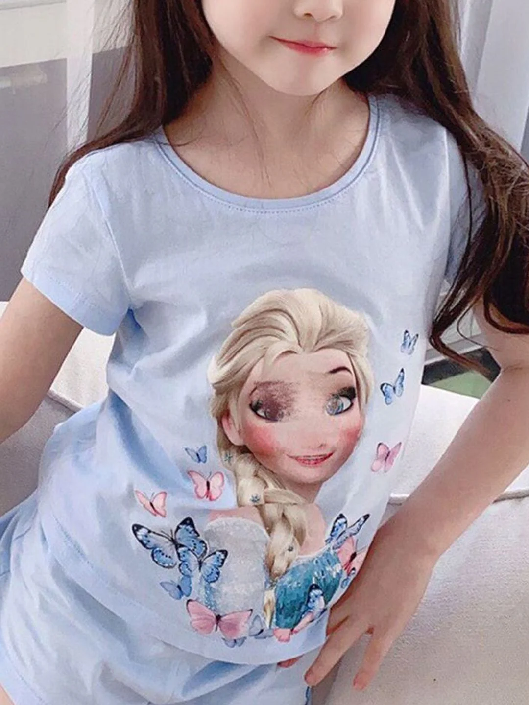 YK Girls Printed T-shirt with Shorts - Image 2